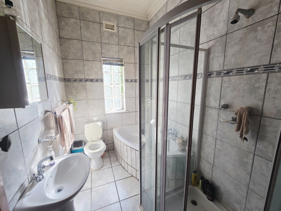 4 Bedroom Property for Sale in Westdene Free State